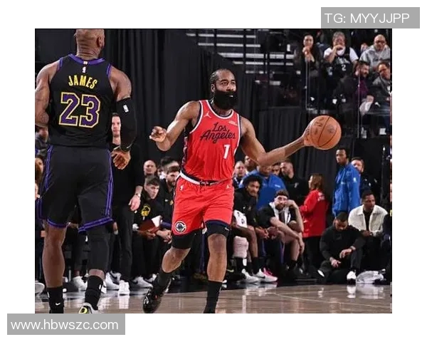 快船逆袭夺胜,击败湖人晋级西部决赛 快船逆袭夺胜,击败湖人晋级西部决赛